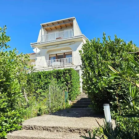 Apartamento In 27418