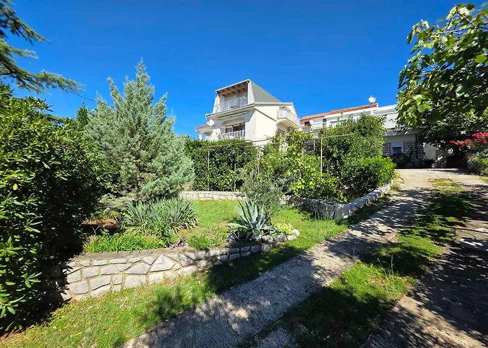 In 27418 Apartamento Novi Vinodolski